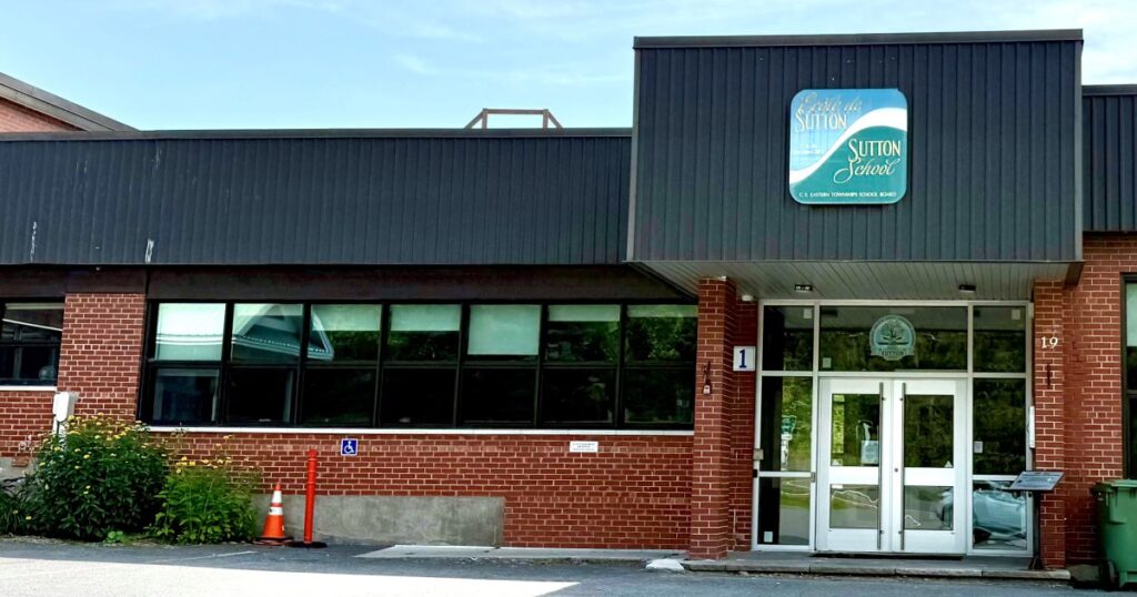 Photo École de Sutton 1200x630