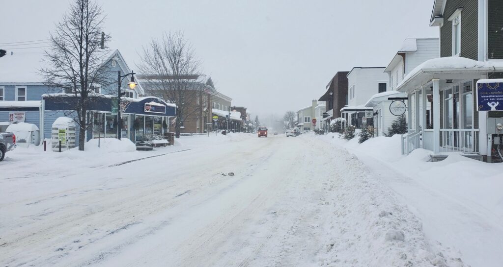 Village sous la neige fév25 FB